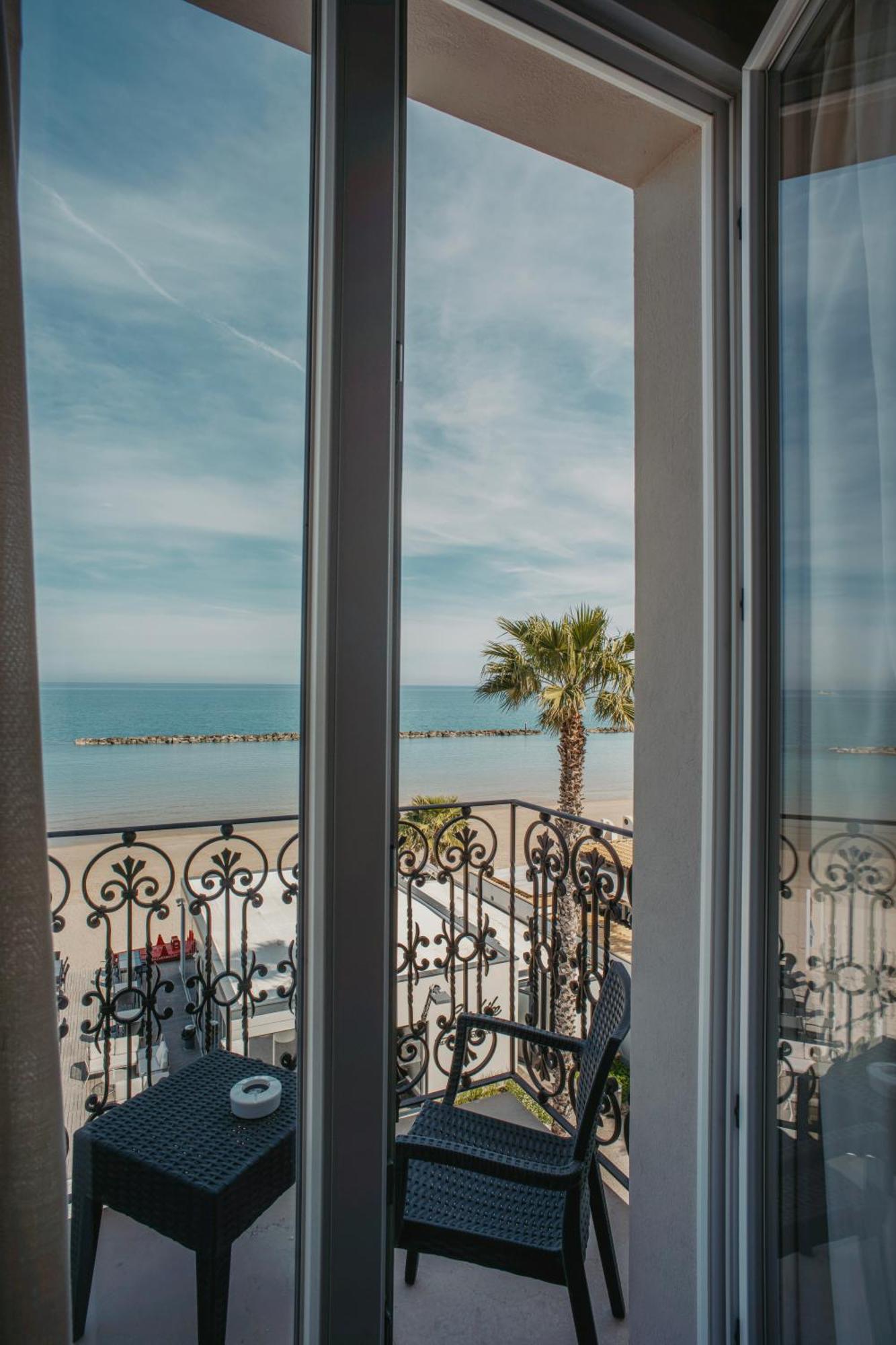 Hotel Baia Marina Cupra Marittima Exteriér fotografie