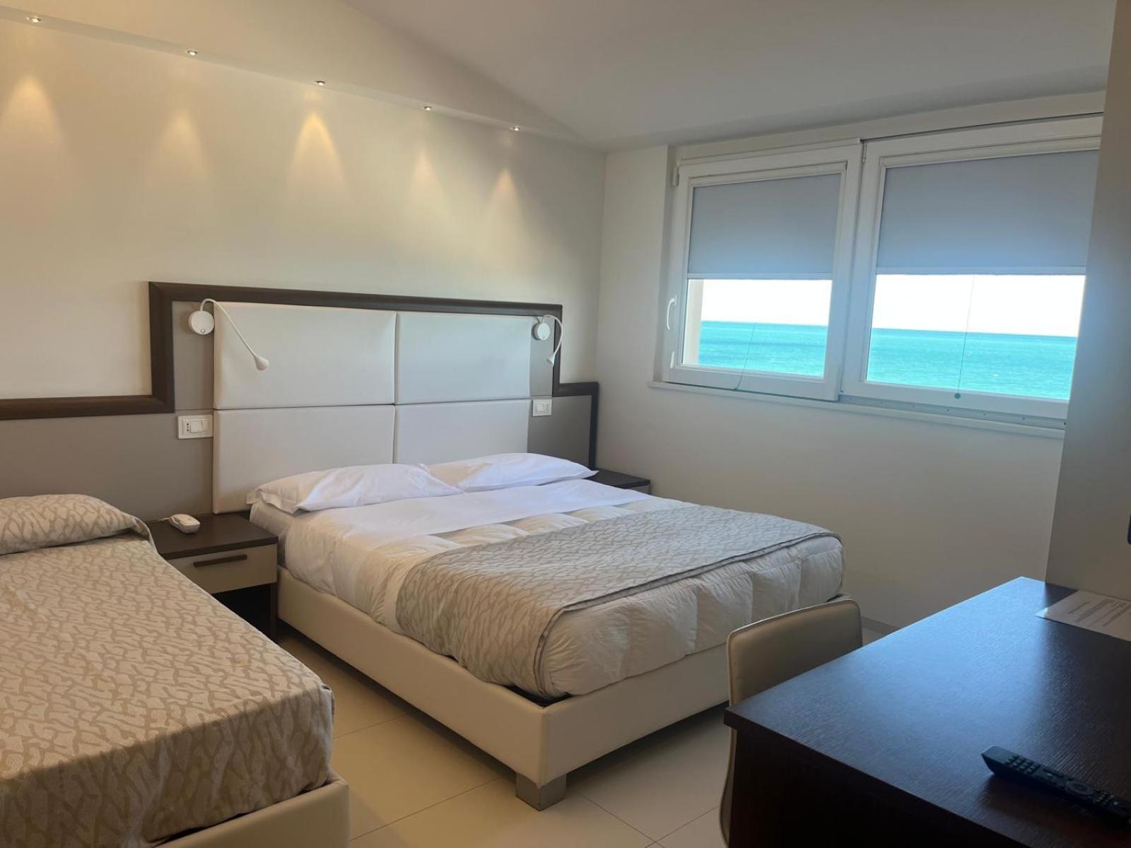 Hotel Baia Marina Cupra Marittima Exteriér fotografie