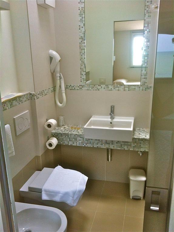 Hotel Baia Marina Cupra Marittima Pokoj fotografie