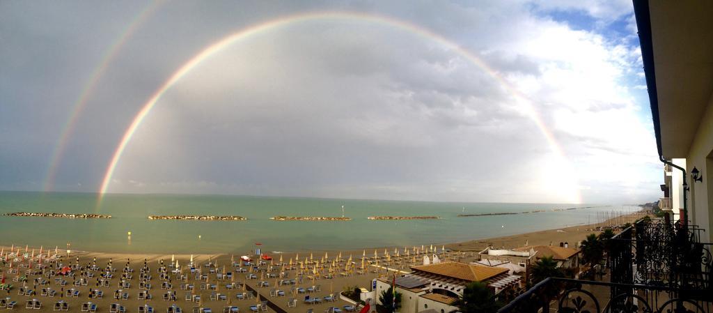 Hotel Baia Marina Cupra Marittima Exteriér fotografie